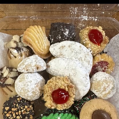 Box of assorted Italian cookies
