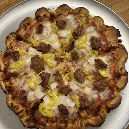 Sausage and banana pepper pizza